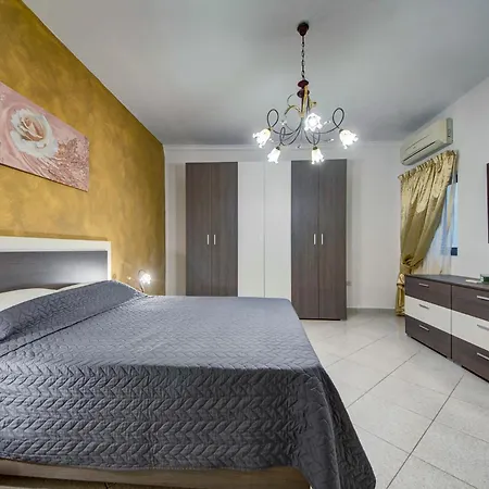 Cosy 3br With Private Balcony In B'bugia Birzebbuga